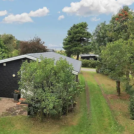 Hébergement de vacances 4 Person Holiday Home In Millinge-By Traum *