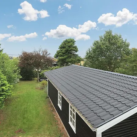 Hébergement de vacances 4 Person Holiday Home In Millinge-By Traum *