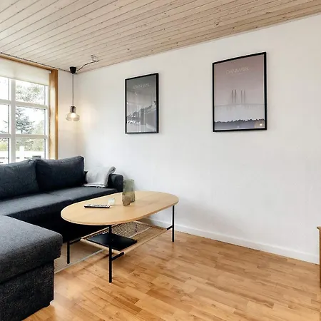 4 Person Holiday Home In Millinge-By Traum * Millinge