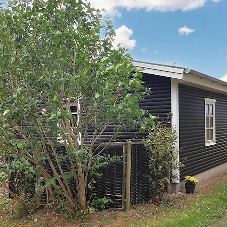 4 Person Holiday Home In Millinge-By Traum