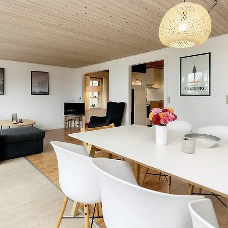Hébergement de vacances 4 Person Holiday Home In Millinge-By Traum *